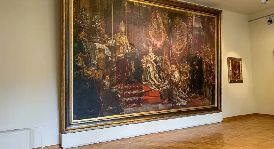 Wielki obraz historyczny w **National Museum Wroclaw** przedstawia koronację króla.